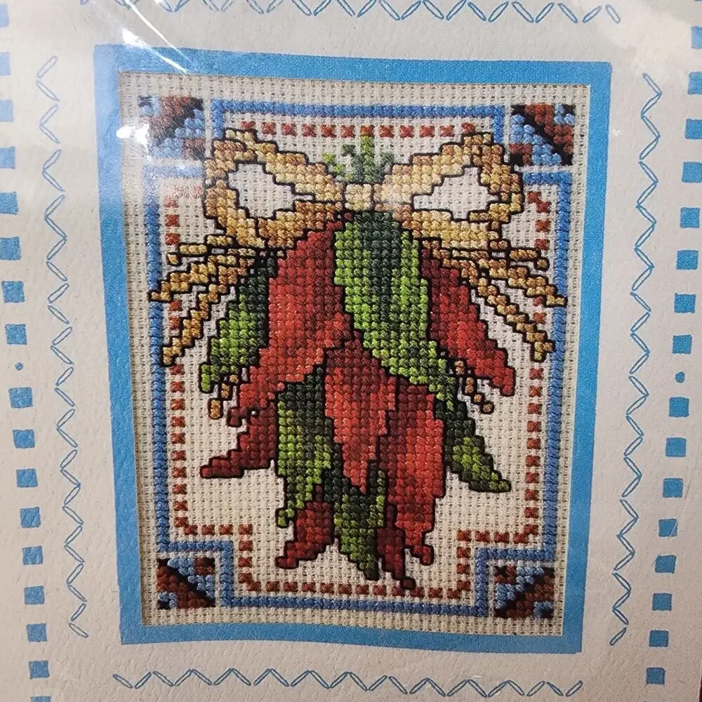 Design Works Crafts Cross Stitch Greeting #734 Chili Peppers Small 4